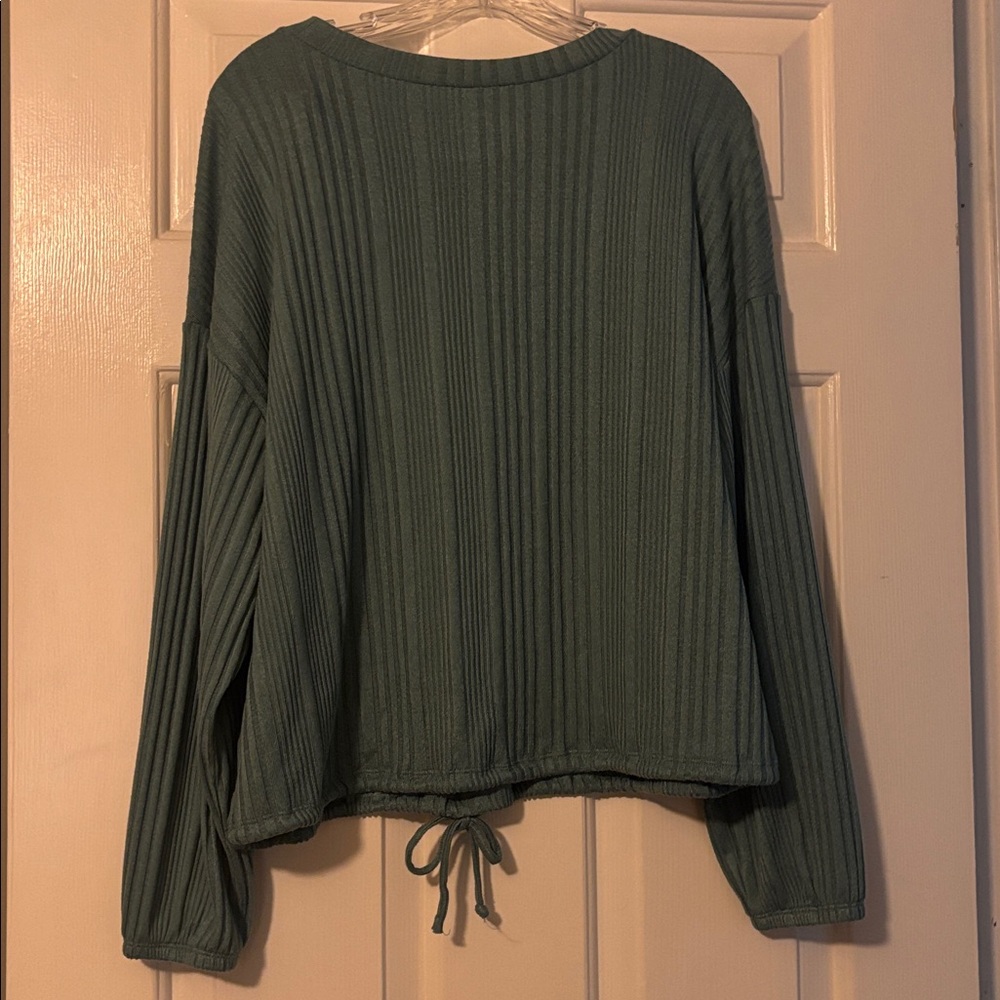 Gilly Hicks long sleeve - Picture 3 of 4